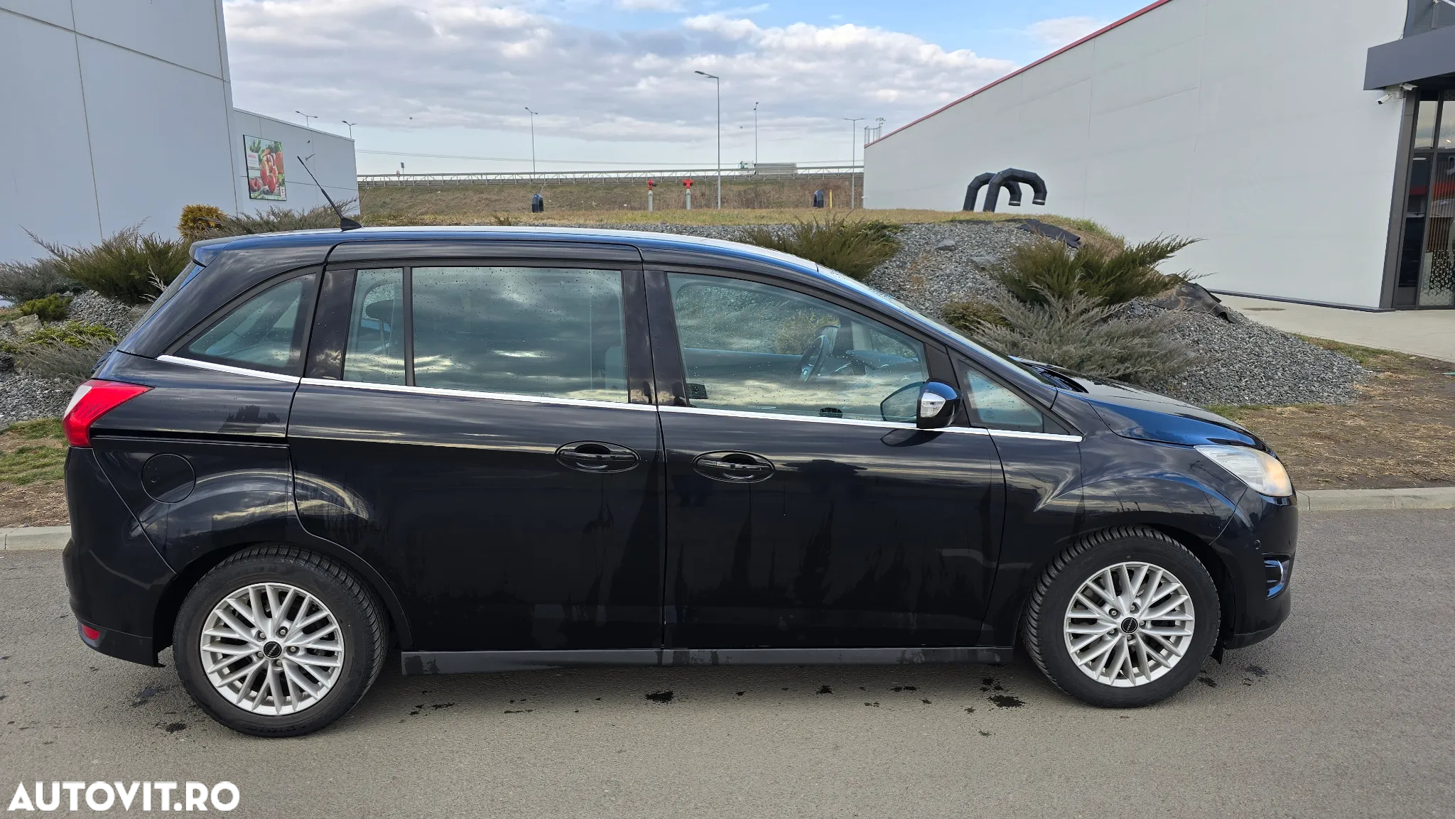 Ford Grand C-Max 1.6 TDCi Ambiente - 4