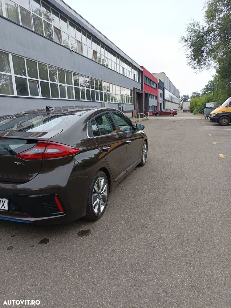 Hyundai IONIQ 1.6 GDI Style - 3