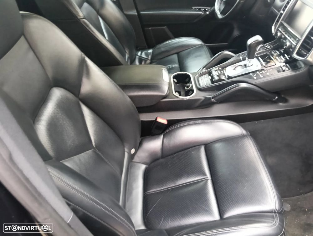 Porsche Cayenne Tiptronic - 15