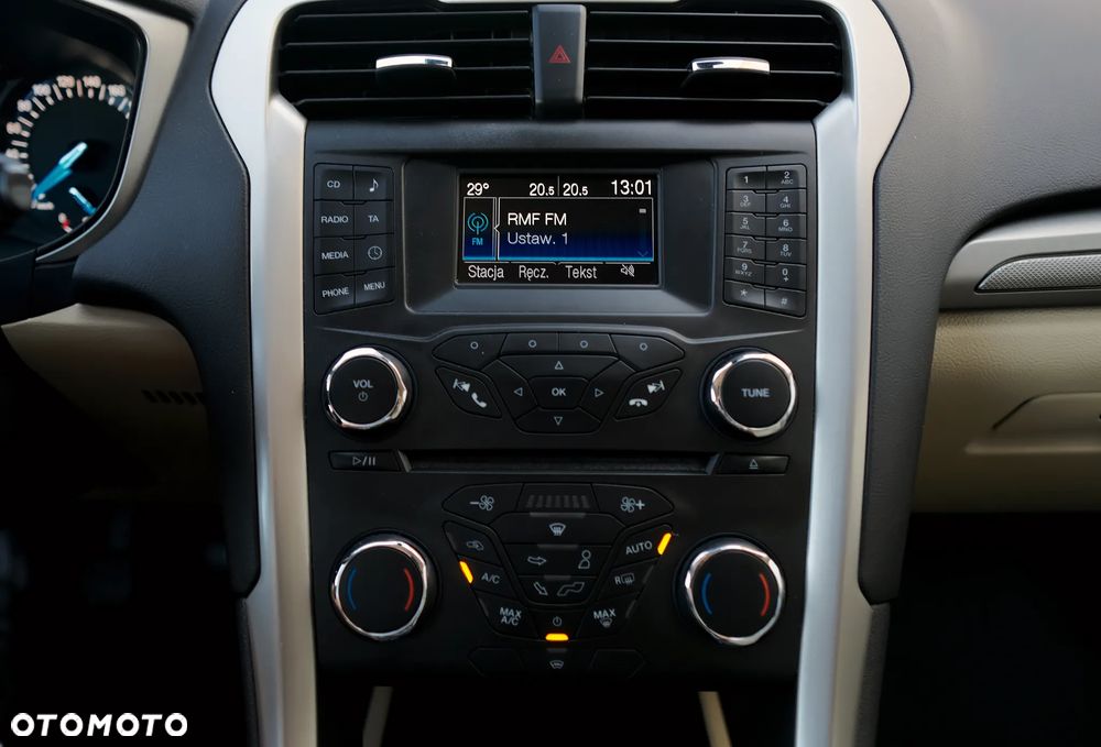 Ford Mondeo 1.5 EcoBoost Gold X (Trend) - 27