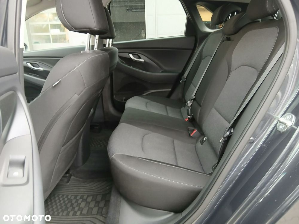 Hyundai i30 1.0 T-GDI Smart - 12