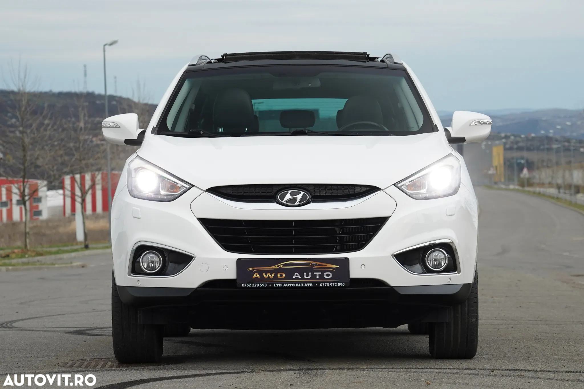 Hyundai ix35 2.0 CRDI 4WD Premium - 24