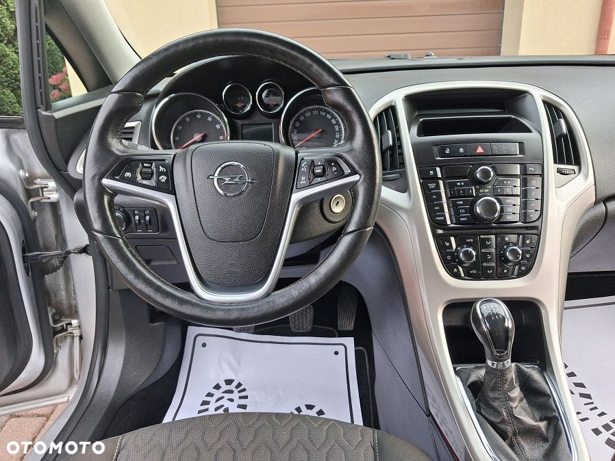 Opel Astra - 20