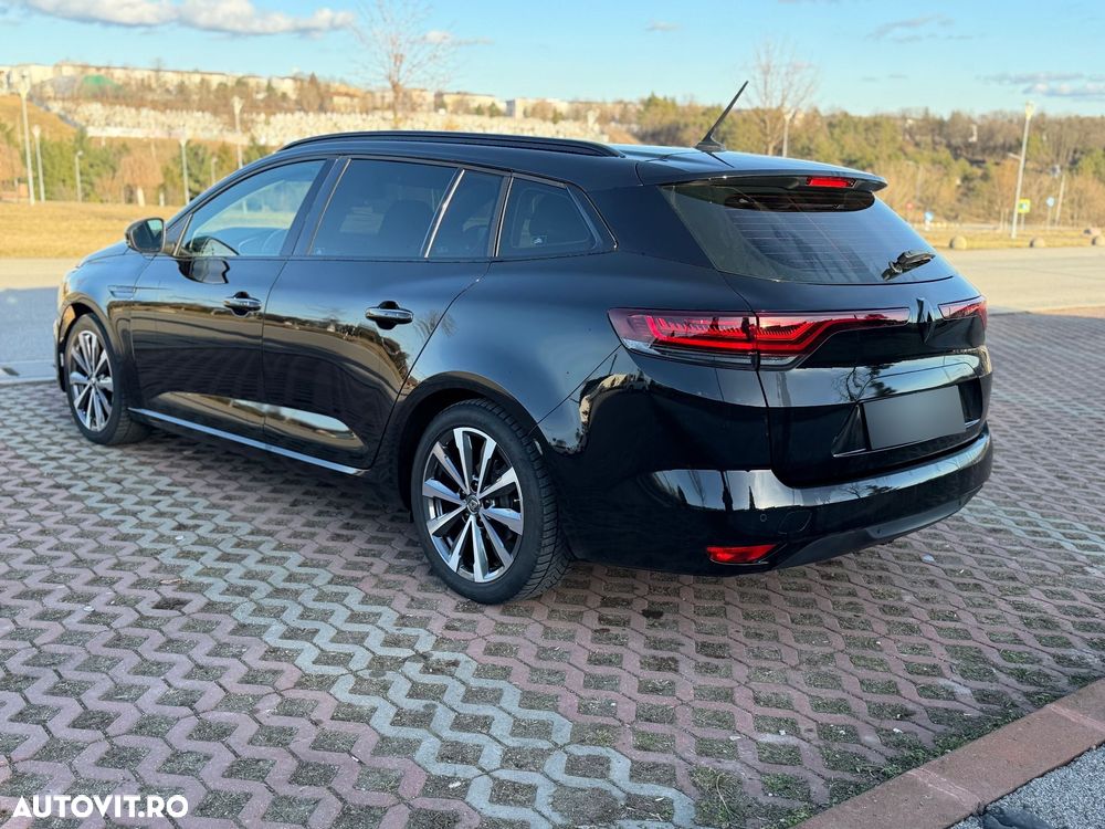 Renault Megane BLUE dCi EDC Intens - 9