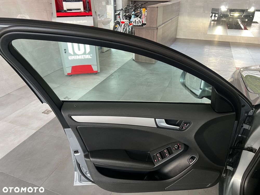 Audi A4 Limousine 1.8 TFSI S line Sportpaket (plus) - 19