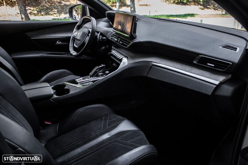 Peugeot 5008 1.5 BlueHDi GT Line EAT8 - 27