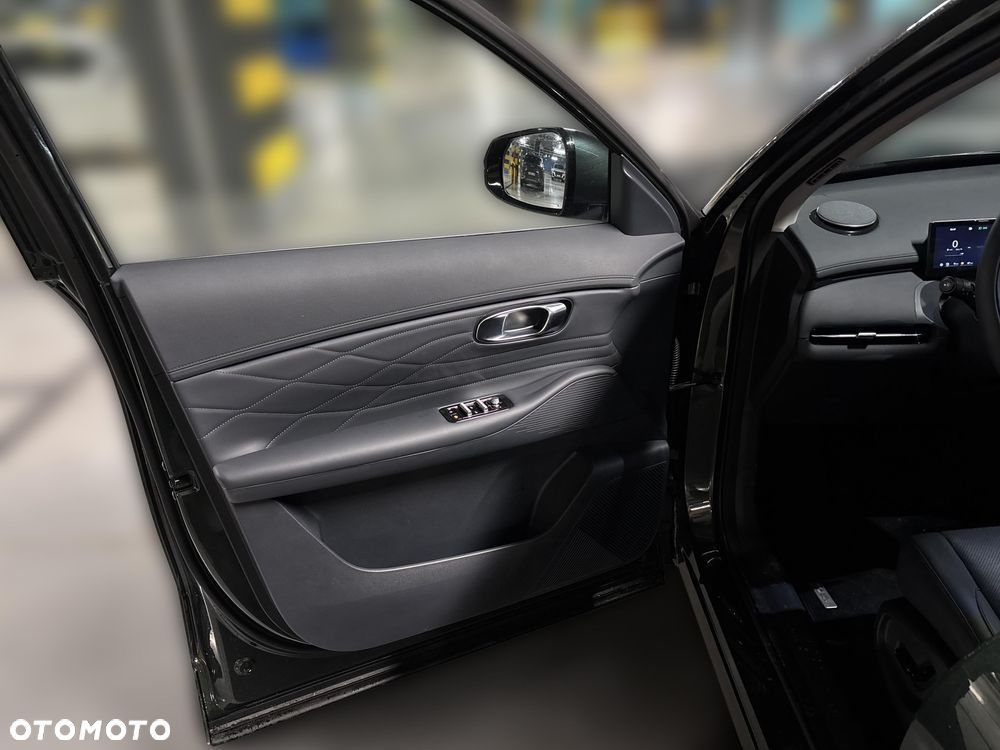 Geely Starray EM-i 1.5 PHEV Pro - 12
