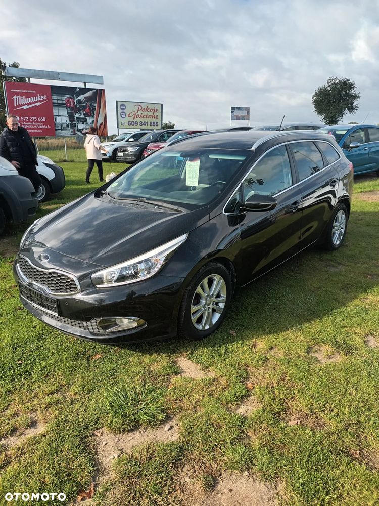 Kia Ceed 1.6 CRDi 128 Dream-Team Edition