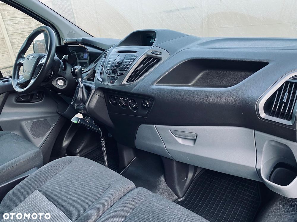 Ford TRANSIT CUSTOM - 15