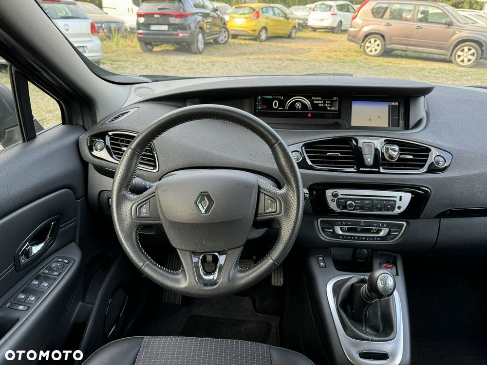 Renault Grand Scenic - 27