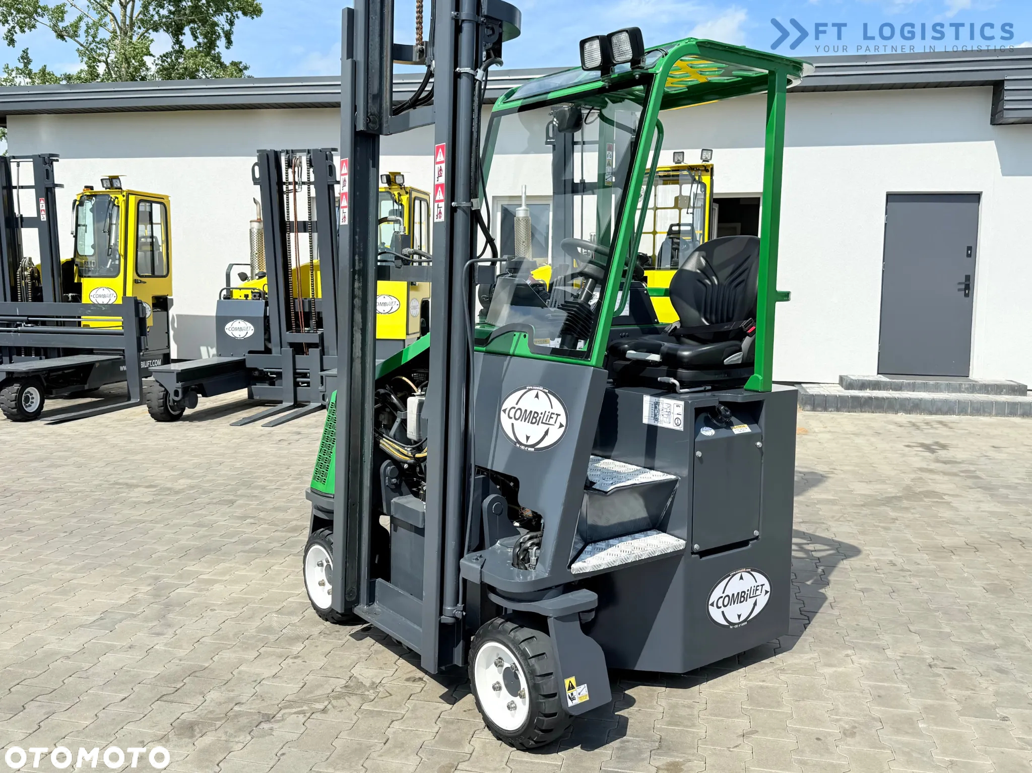 Combilift CB2500 / DIESEL / TRIPLEX / WYDŁY WYSUWNE / 5500MM / WOLNY SKOK / PRZESUW WIDEŁ / POZYCJONER / JAK NOWY - 34