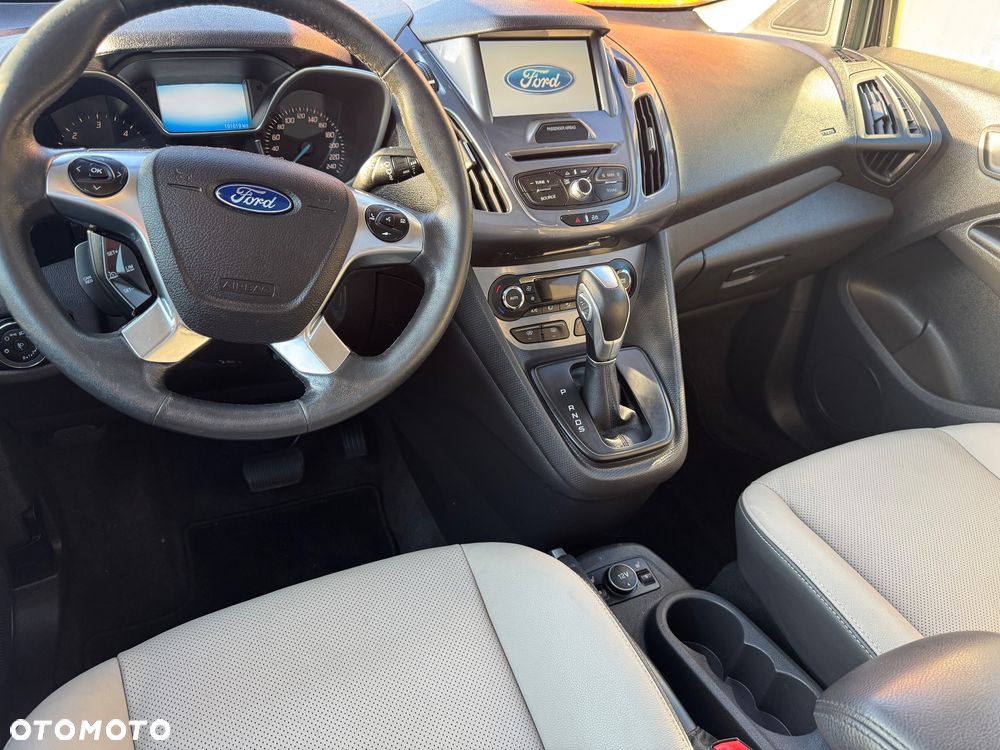 Ford Tourneo Connect - 39