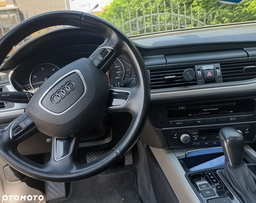 Audi A6 Avant - 11