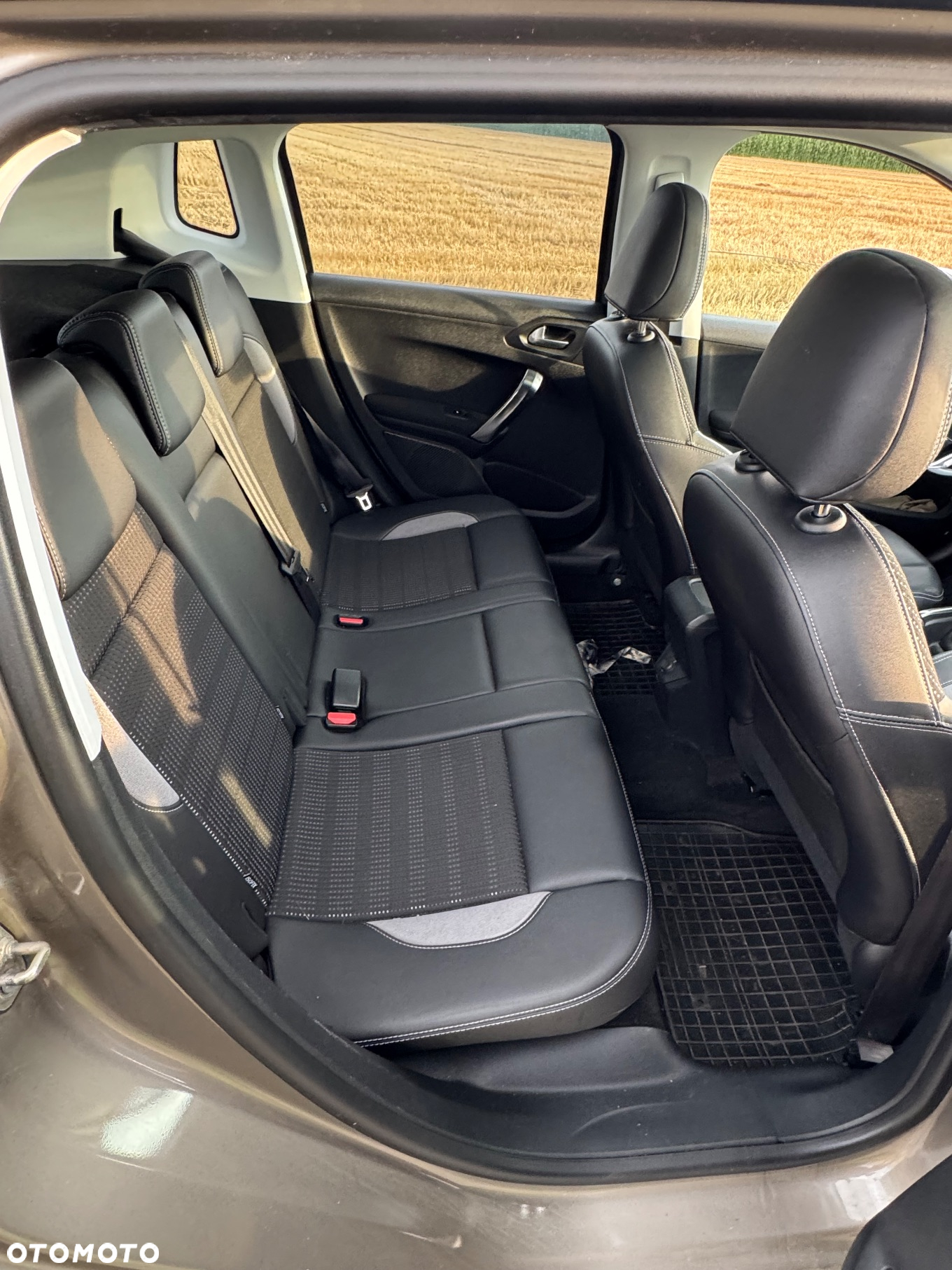 Peugeot 2008 - 17