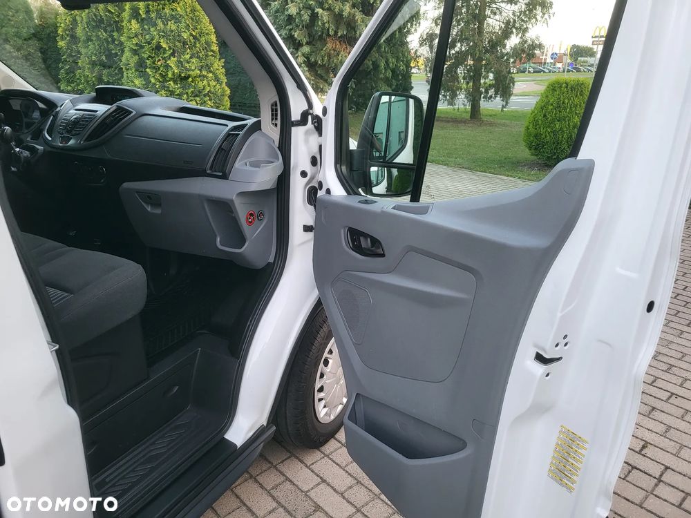 Ford Transit - 16
