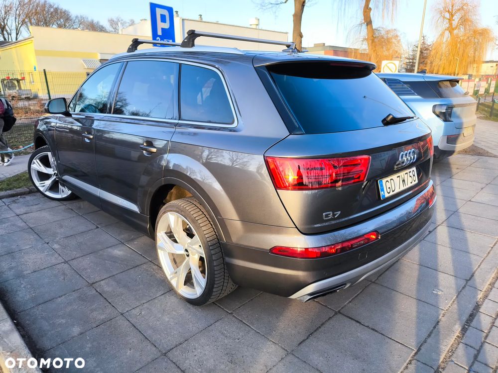 Audi Q7 - 6
