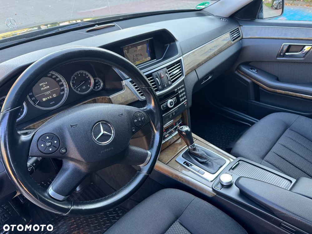 Mercedes-Benz Klasa E - 15