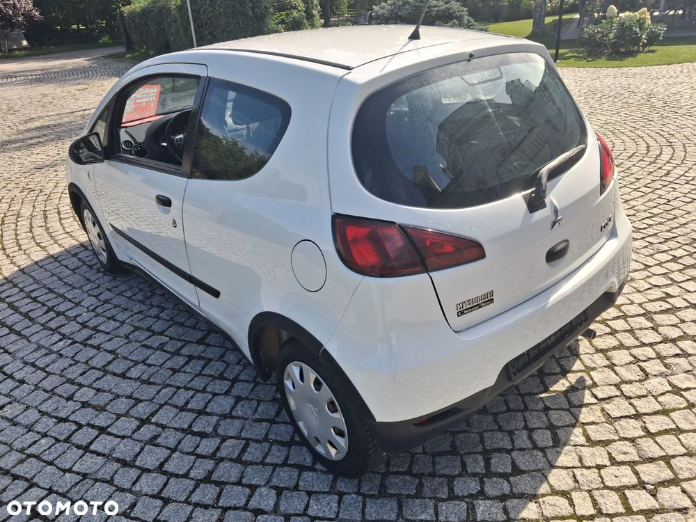 Mitsubishi Colt - 26