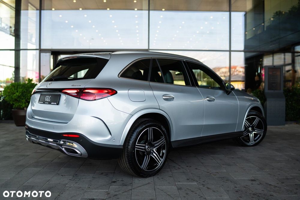Mercedes-Benz GLC - 4