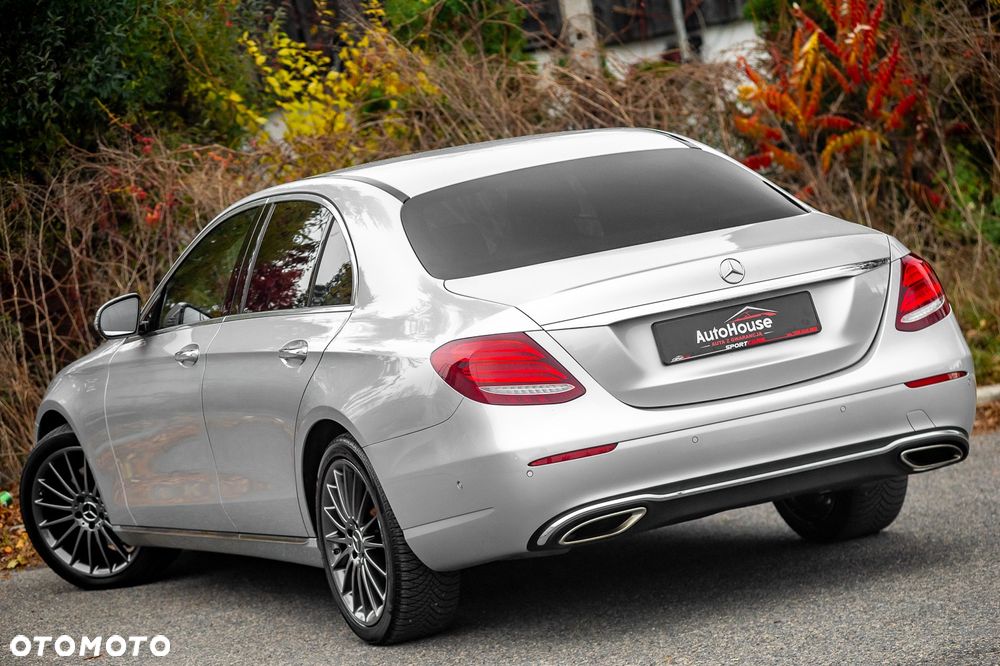Mercedes-Benz Klasa E 250 9G-TRONIC Avantgarde - 10