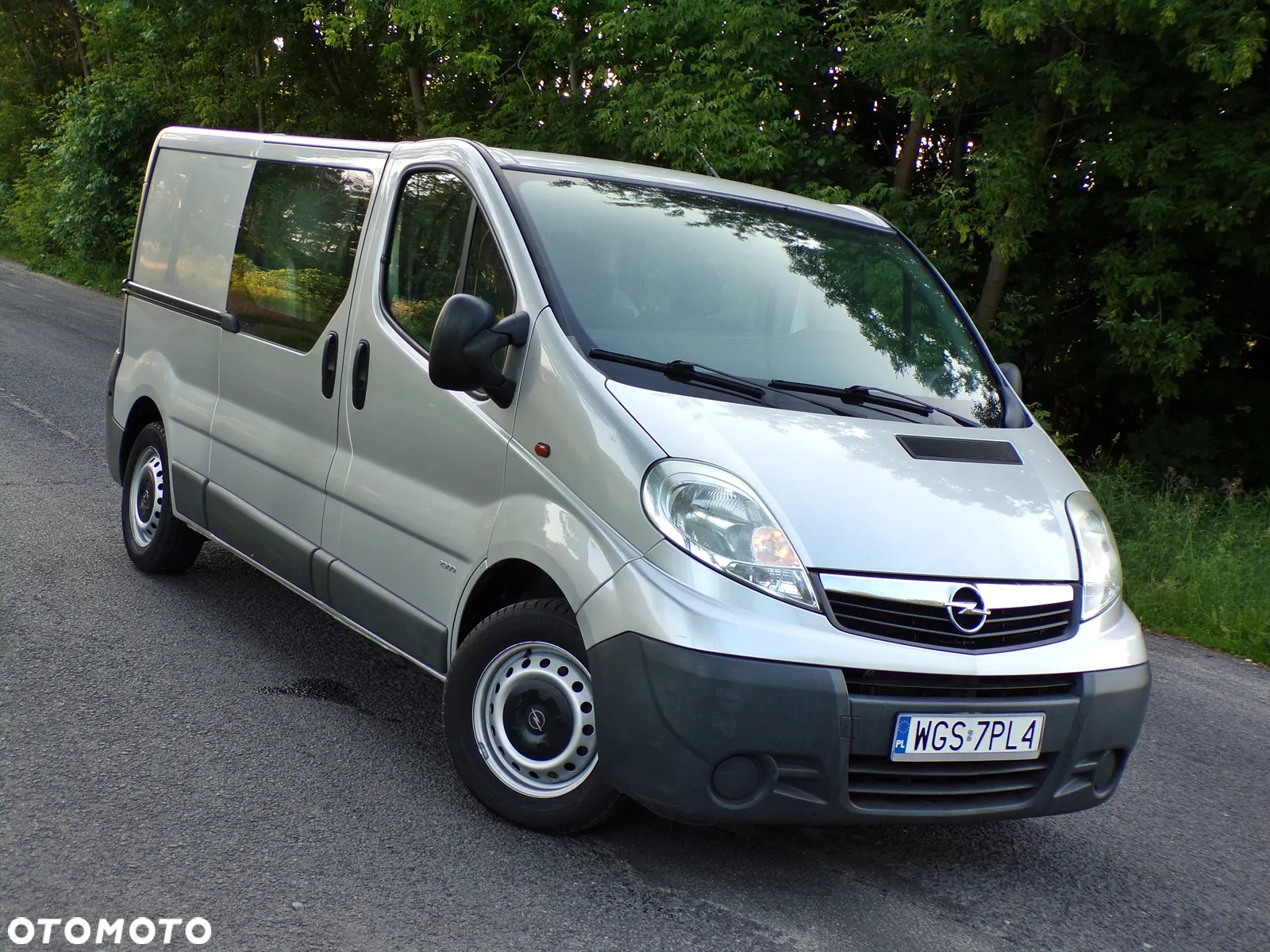 Opel VIVARO LONG - 11