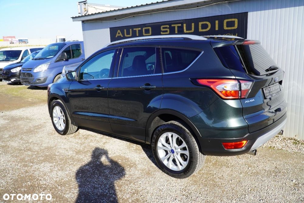 Ford Kuga - 36