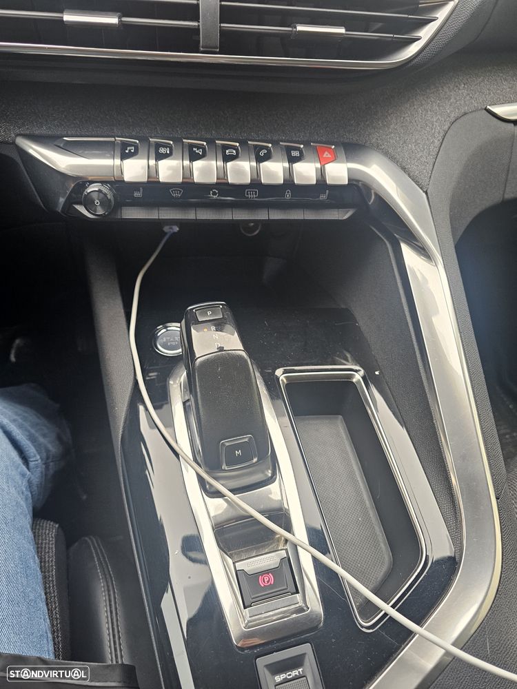 Peugeot 5008 BlueHDI 120 EAT6 Active - 8