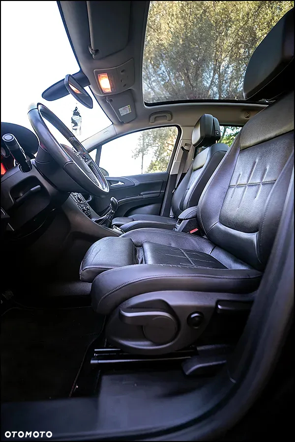 Opel Meriva - 34