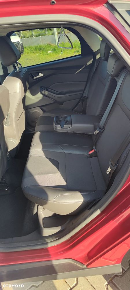Ford Focus 1.6 EcoBoost Titanium - 12