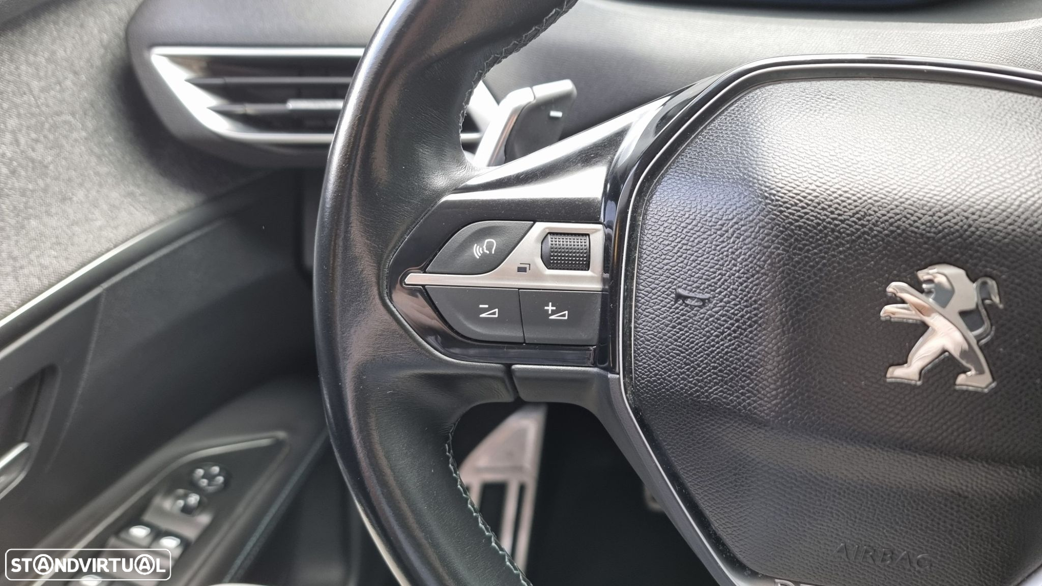 Peugeot 3008 1.2 PureTech Allure EAT6 - 14