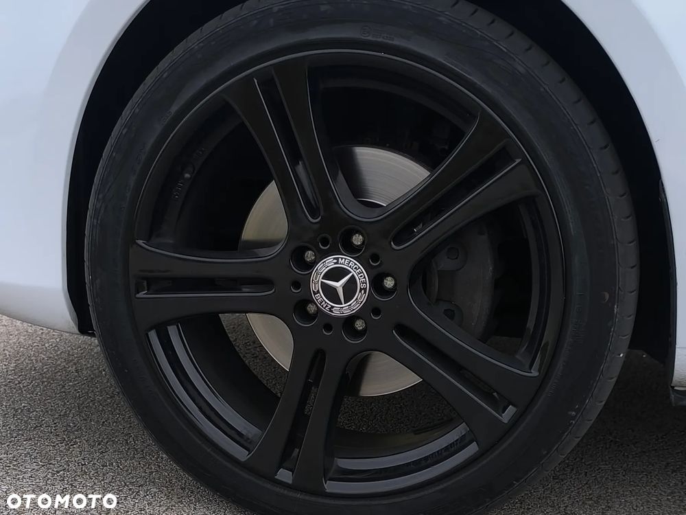 Mercedes-Benz Klasa V 250 (BlueTEC) d Avantgarde 7G-Tronic (d³ugi) - 16