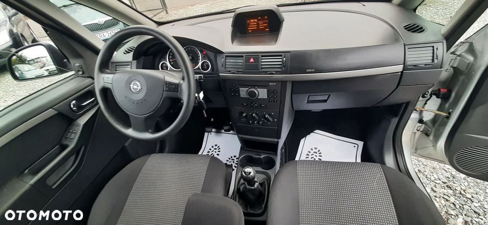 Opel Meriva - 24