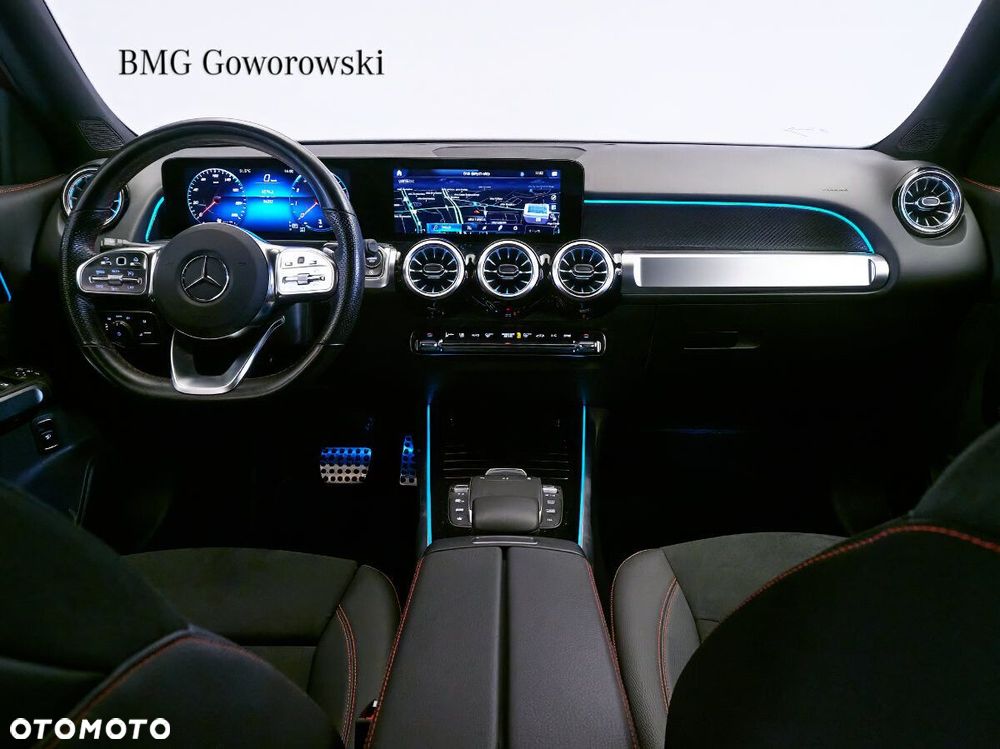 Mercedes-Benz GLB - 10