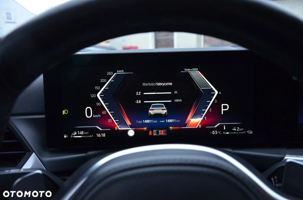 BMW Seria 3 330e xDrive M Sport sport - 31