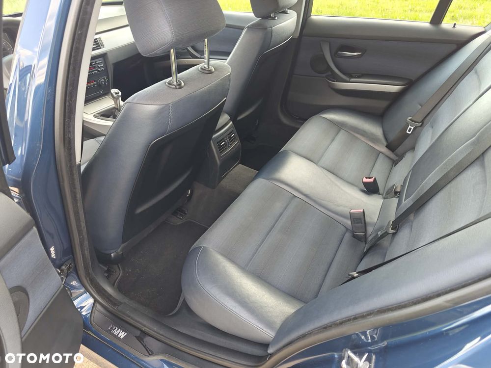BMW Seria 3 - 13