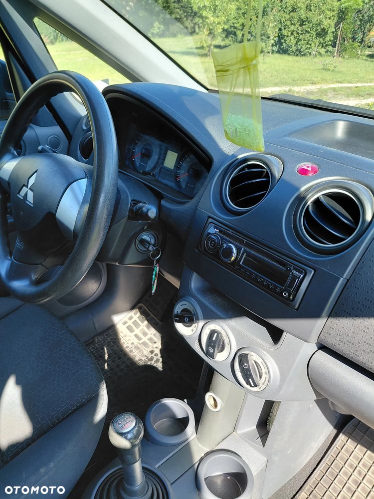 Mitsubishi Colt 1.3 Inform EU5 Cleartec - 17