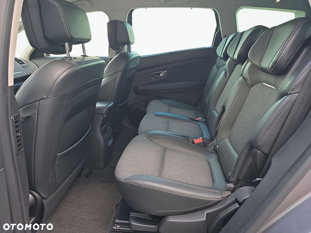 Renault Scenic 1.3 TCe FAP Intens EDC - 24