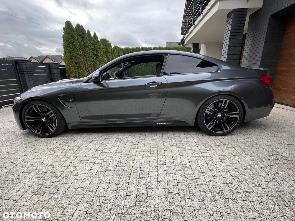 BMW M4 - 6