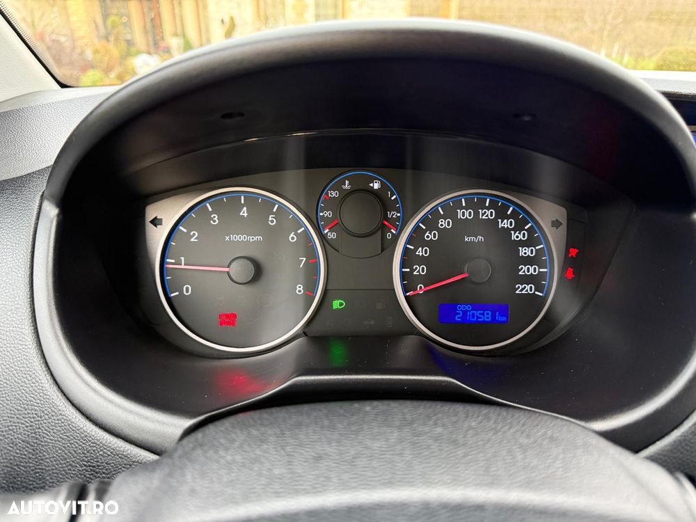 Hyundai i20 1.2 Economy - 8