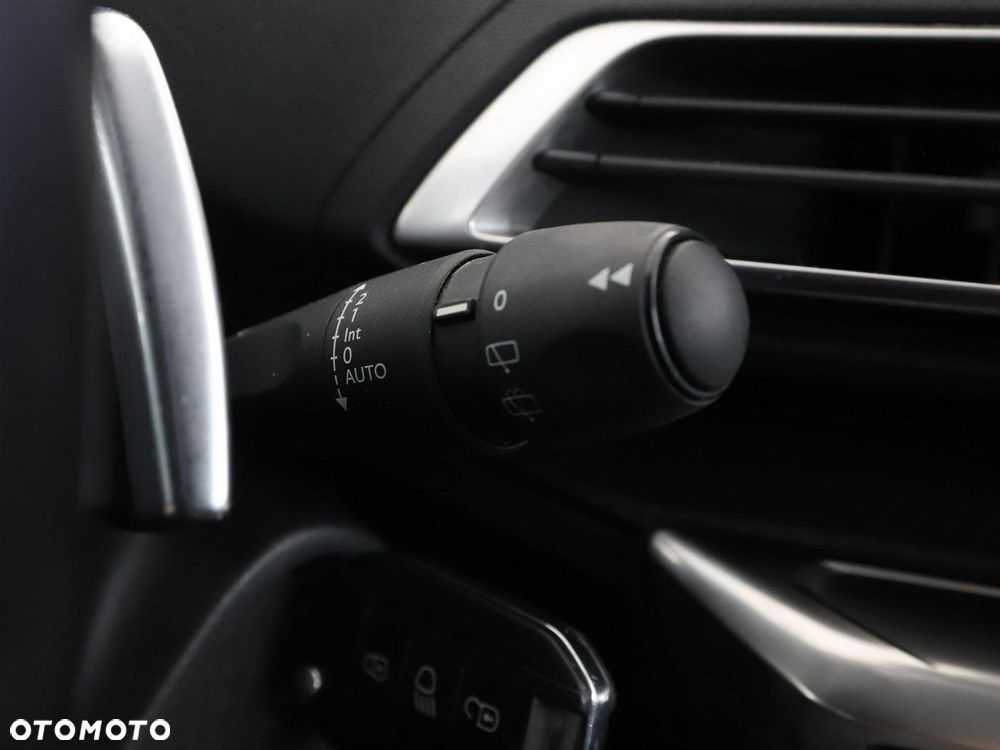 Peugeot 5008 1.2 PureTech Active S&S EAT6 - 35