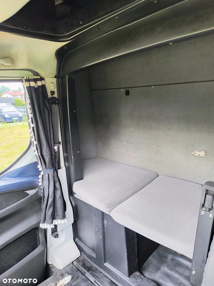 Iveco Daily 70C18 - 9