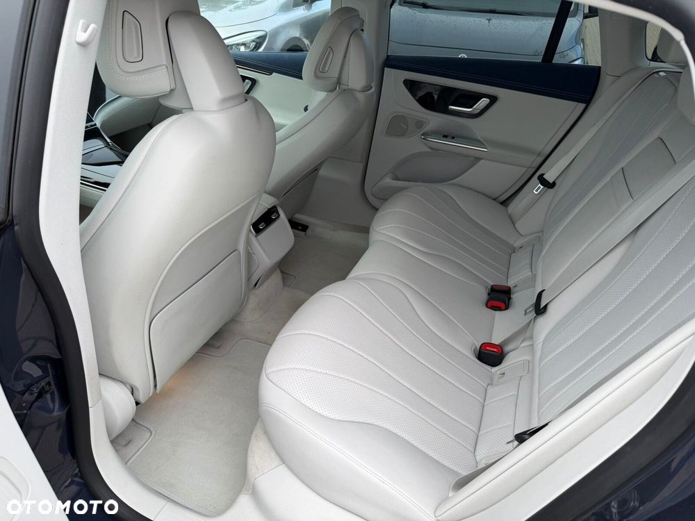 Mercedes-Benz EQE 350 90.5kWh 4-Matic AMG Line Twoja Edycja - 8