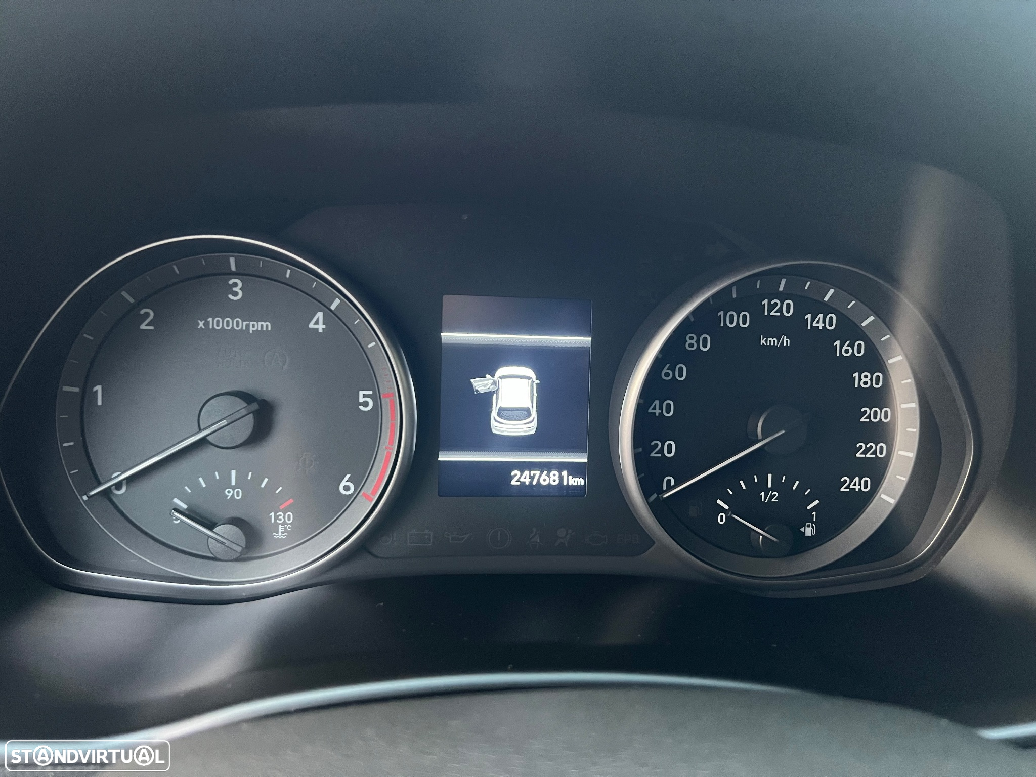 Hyundai i30 SW 1.6 CRDi Blue Comfort+Navi - 10