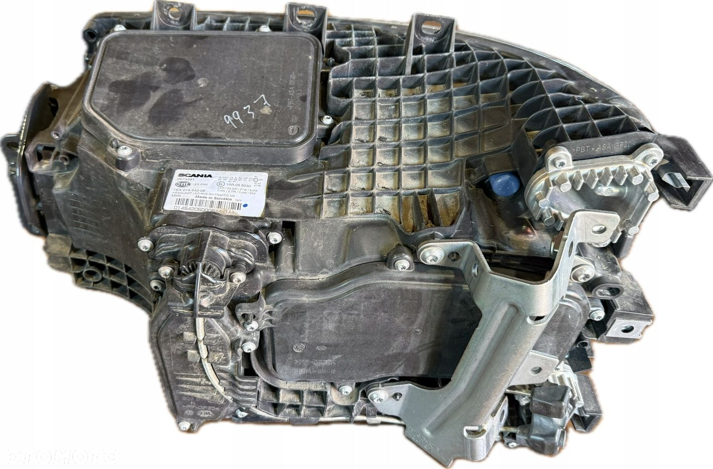 SCANIA R S REFLEKTOR PRAWY HELLA FULL LED 2674391 - 2