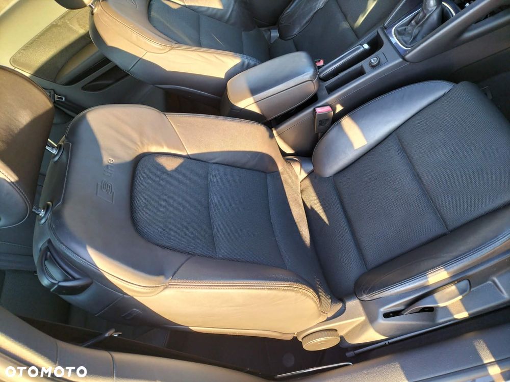 Audi A3 3-drzwiowe 1.6 S Line Sportpaket plus - 12