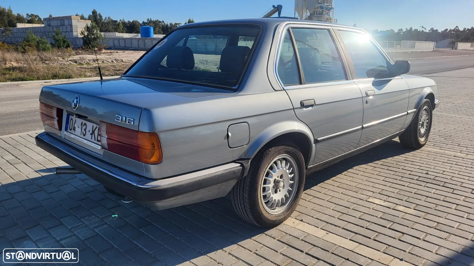 BMW 318 i - 3