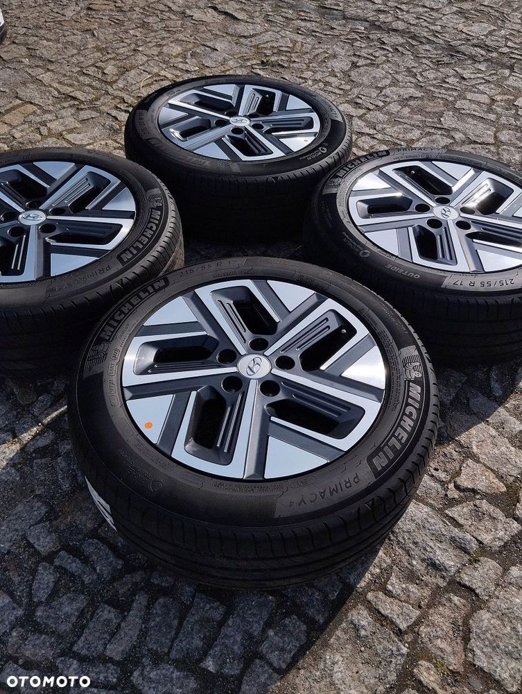 Koła Hyundai Kona Letnie 5x114,3 17 Michelin Primacy 4 215 55 - 2