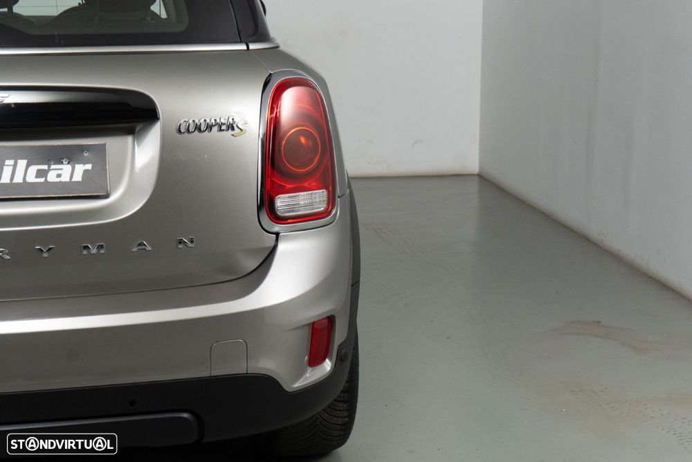 MINI Countryman Cooper SE ALL4 Auto - 18