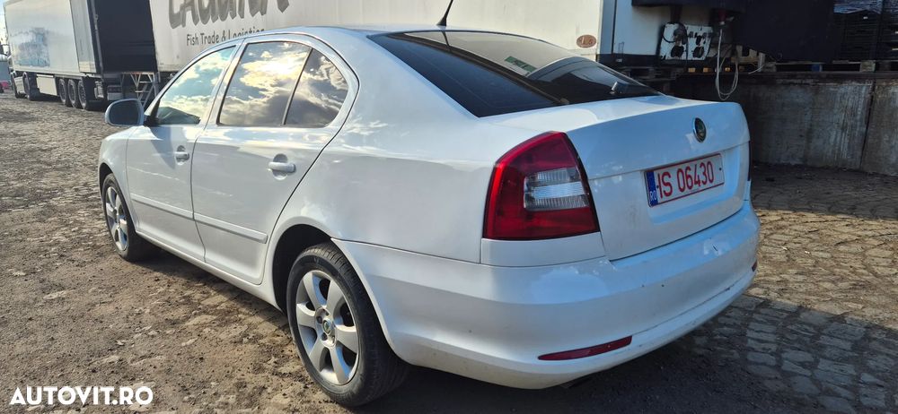 Piese de Skoda Octavia 2 facelift 2012 hatchback - 5