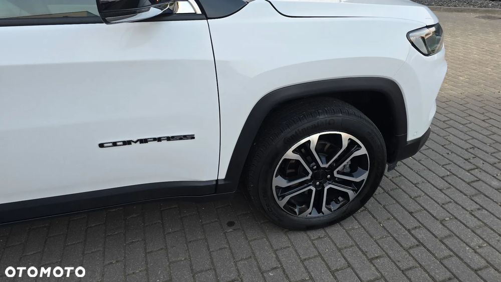 Jeep Compass - 8